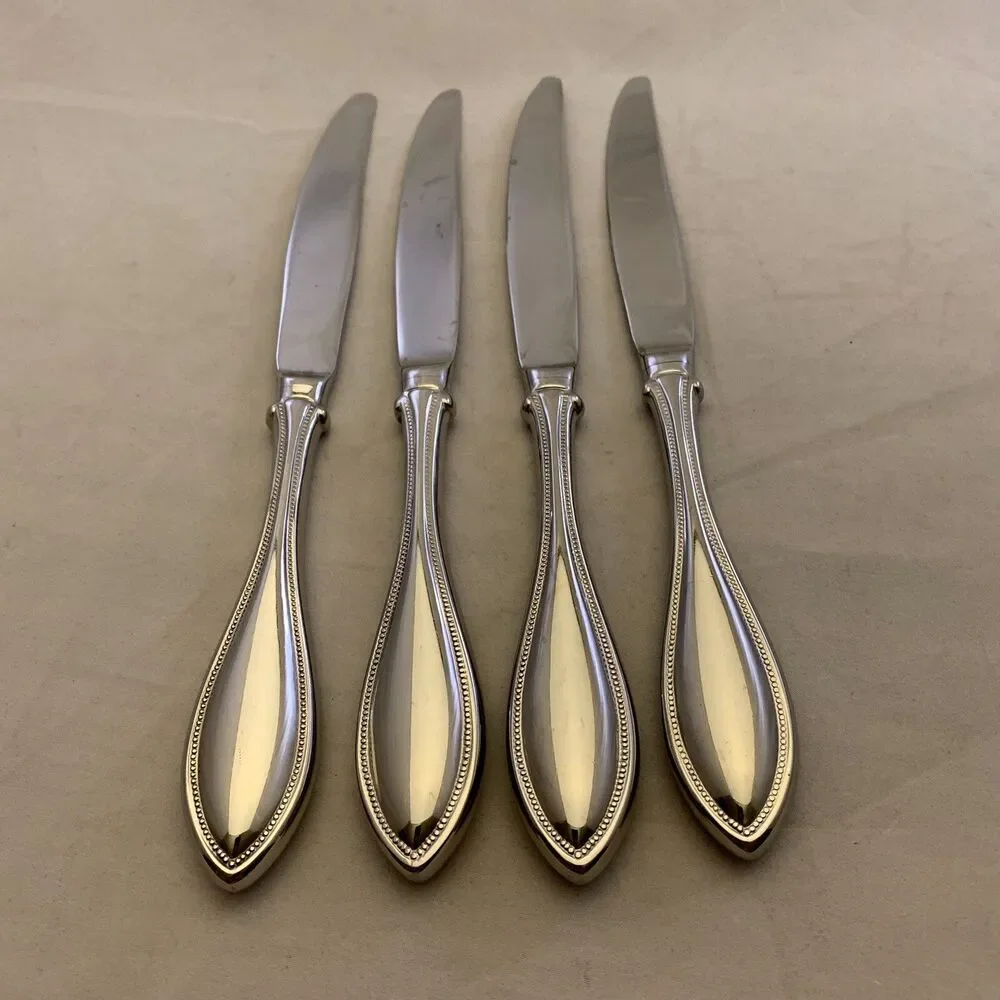 Oneida knives pieces